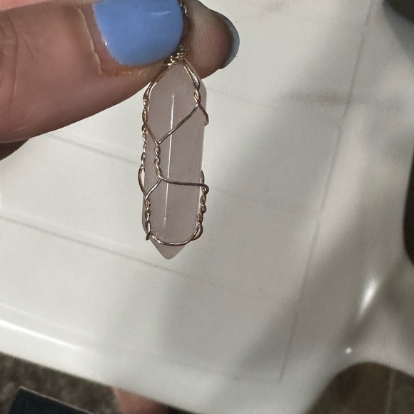 Pink quartz necklace - Picture 2 of 2